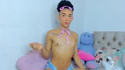 Snapshot of stassiebell chatting on December 2024 06:57:02 AM stassiebell online show from December 2024 06:57:02 AM