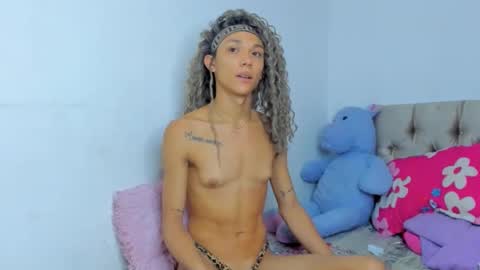 Snapshot of stassiebell chatting on December 2024 01:54:01 PM stassiebell online show from December 2024 01:54:01 PM