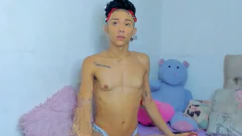 Snapshot of stassiebell chatting on December 2024 01:28:02 PM stassiebell online show from December 2024 01:28:02 PM