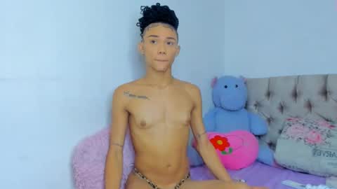 Snapshot of stassiebell chatting on December 2024 07:11:02 AM stassiebell online show from December 2024 07:11:02 AM