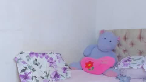 Snapshot of stassiebell chatting on January 2025 03:49:01 PM stassiebell online show from January 2025 03:49:01 PM