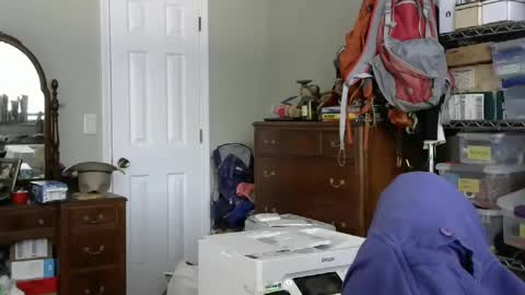 Snapshot of stasw20 chatting on January 2025 09:30:02 PM stasw20 online show from January 2025 09:30:02 PM