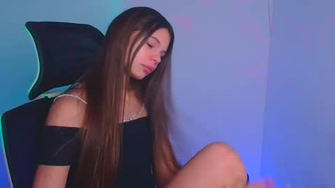 Snapshot of stasy_milk chatting on December 2024 09:50:02 AM Stasy online show from December 2024 09:50:02 AM