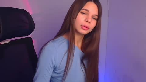 Snapshot of stasy_milk chatting on December 2024 09:45:01 AM Stasy online show from December 2024 09:45:01 AM