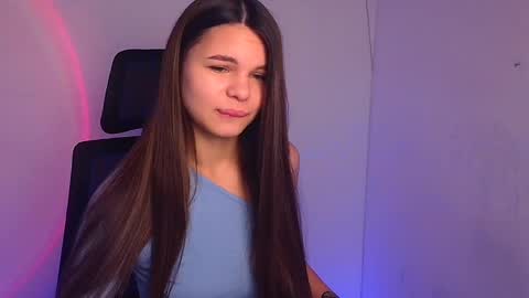 Snapshot of stasy_milk chatting on January 2025 06:50:02 AM Stasy online show from January 2025 06:50:02 AM