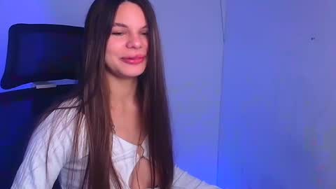 Snapshot of stasy_milk chatting on January 2025 06:31:01 AM Stasy online show from January 2025 06:31:01 AM