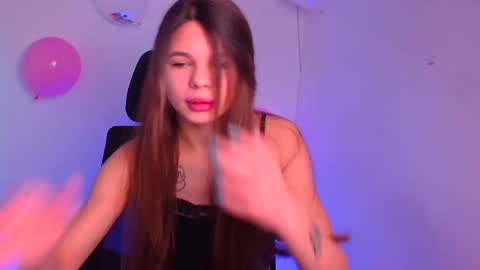 Snapshot of stasy_milk chatting on February 2025 07:07:01 AM Stasy online show from February 2025 07:07:01 AM