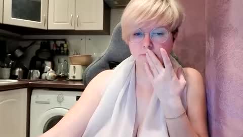 Stasya online show from February 2026 01:15:02 AM