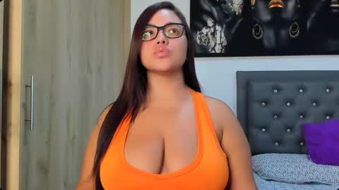 Snapshot of staywithme_x chatting on September 2025 03:11:02 AM Melany online show from September 2025 03:11:02 AM