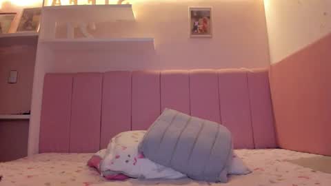 Snapshot of stefaagomez chatting on September 2025 10:29:01 AM Stefa Gomez online show from September 2025 10:29:01 AM