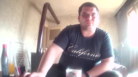 Snapshot of stefan90pt chatting on December 2025 11:26:02 AM Stefan online show from December 2025 11:26:02 AM