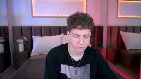 Snapshot of stefanbev chatting on February 2026 08:45:02 PM Esrefan online show from February 2026 08:45:02 PM