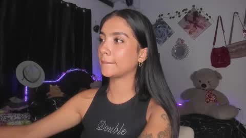 Im MiaIts my first day here  online show from February 2025 03:11:02 AM