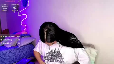 Im MiaIts my first day here  online show from June 2026 01:00:01 AM