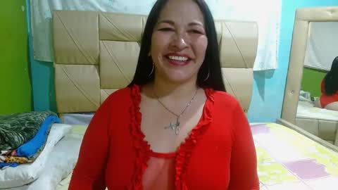 Stefanny online show from October 2025 05:24:02 PM