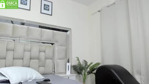 Stefany online show from March 2025 11:49:02 PM