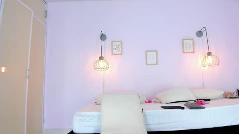 Stefany online show from December 2025 07:54:02 PM