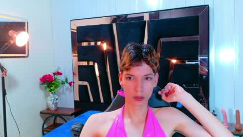 stefany piink online show from April 2026 12:21:01 PM