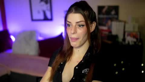 Snapshot of stella_shock chatting on October 2025 03:45:01 PM Stella online show from October 2025 03:45:01 PM