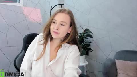 Snapshot of stella_soul chatting on February 2026 09:23:02 AM Stella online show from February 2026 09:23:02 AM