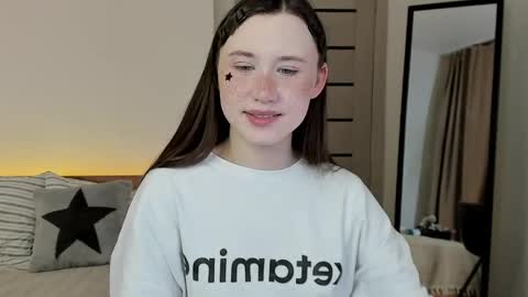 stella_sunny online show from April 2026 12:42:02 AM