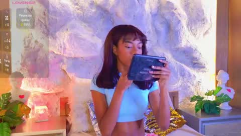 S T E L L A online show from April 2026 04:26:01 PM