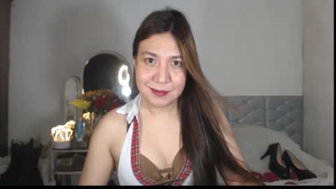 Stella online show from November 2025 04:31:02 PM