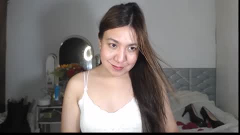 Stella online show from November 2025 08:55:01 PM