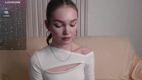 stellapayne online show from November 2025 11:40:01 PM