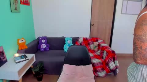 Snapshot of stellartois_ chatting on January 2025 01:09:01 PM sara instagram sariishalove online show from January 2025 01:09:01 PM