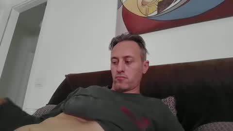 Snapshot of sten015 chatting on October 2025 09:06:02 AM sten015 online show from October 2025 09:06:02 AM