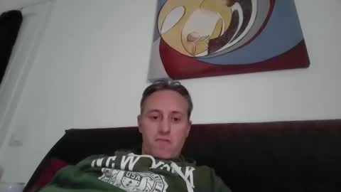 Snapshot of sten015 chatting on November 2025 02:07:01 PM sten015 online show from November 2025 02:07:01 PM