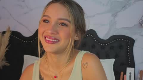 Stefff  online show from May 2026 12:15:01 AM
