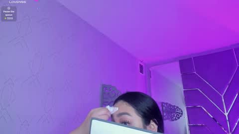         online show from February 2026 02:17:02 AM