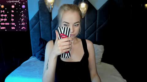 Snapshot of stephanie_sea chatting on January 2025 01:47:01 PM Stephanie Sea online show from January 2025 01:47:01 PM
