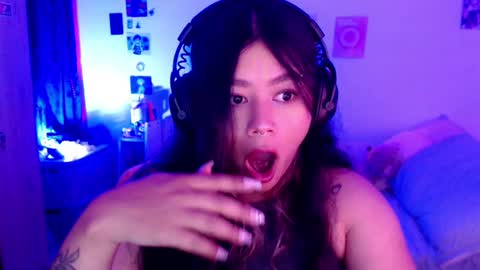 Snapshot of stephanifox chatting on December 2024 04:14:02 AM Stephanie online show from December 2024 04:14:02 AM