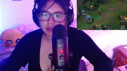 Snapshot of stephanifox chatting on December 2024 12:26:02 AM Stephanie online show from December 2024 12:26:02 AM