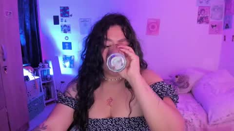 Snapshot of stephanifox chatting on December 2024 12:08:01 AM Stephanie online show from December 2024 12:08:01 AM