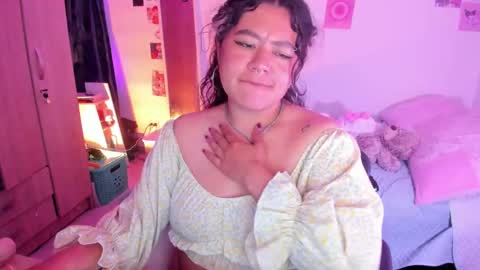 Snapshot of stephanifox chatting on February 2025 04:06:01 AM Stephanie online show from February 2025 04:06:01 AM
