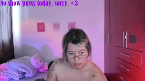 Snapshot of stephanifox chatting on September 2025 07:58:02 PM Stephanie online show from September 2025 07:58:02 PM