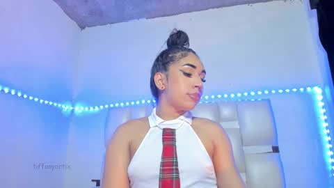 Anny online show from March 2026 06:37:01 AM