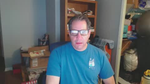 stephenhal9 online show from December 2025 07:04:02 AM