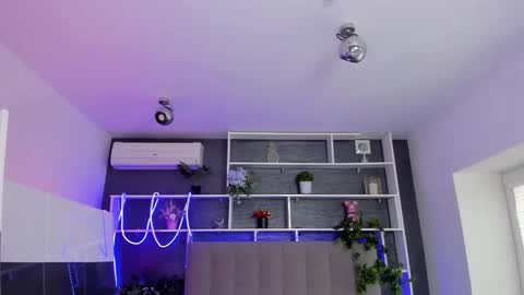 Stephie online show from March 2026 06:29:01 AM