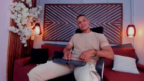 Snapshot of sterling_magnus chatting on February 2026 10:26:02 PM online show from February 2026 10:26:02 PM