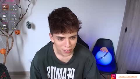 Stev austin  online show from October 2025 07:16:02 PM