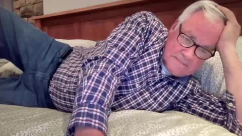 Snapshot of steve988279 chatting on February 2025 10:47:02 PM Steve online show from February 2025 10:47:02 PM