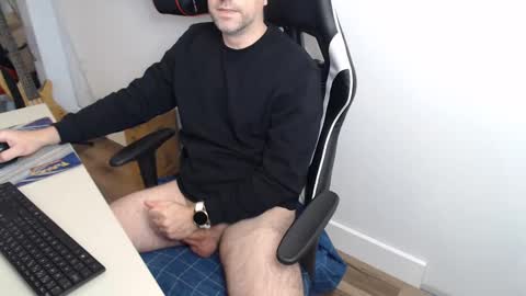 steve_oo8 online show from January 2025 05:15:02 PM