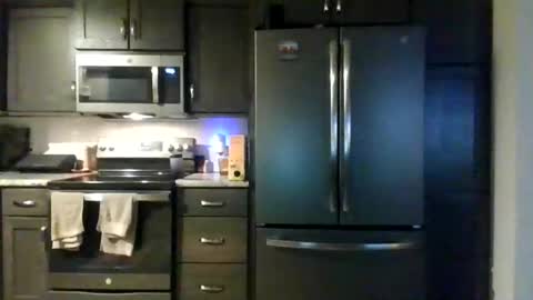 steved6001 online show from January 2026 01:42:02 AM