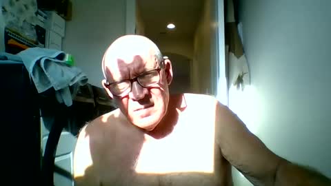 Snapshot of stevejons47 chatting on October 2025 01:20:01 PM stevejons47 online show from October 2025 01:20:01 PM
