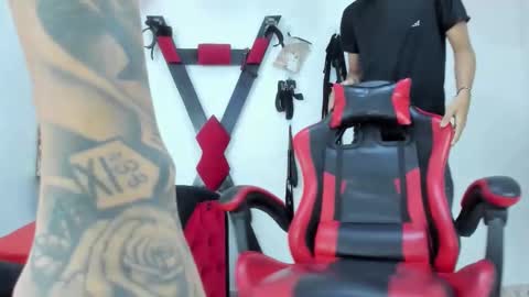 Snapshot of steven19_latinboy chatting on December 2025 12:33:02 PM Steven online show from December 2025 12:33:02 PM